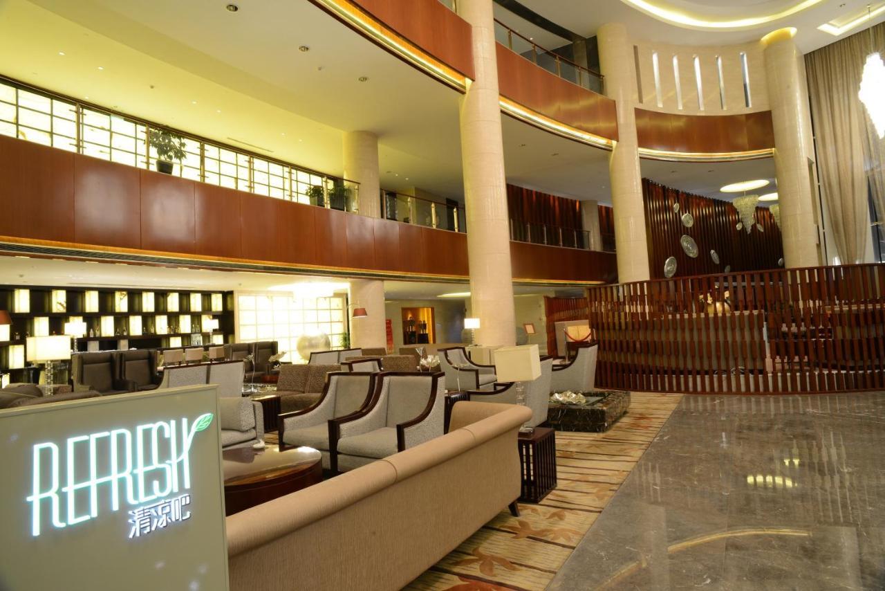 Holiday Inn Yinchuan International Trade Centre, An Ihg Hotel מראה חיצוני תמונה